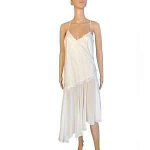 Intimates by Flora off white lace asymmetrical slip nighty size medium
